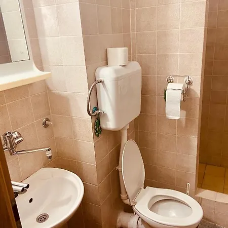 Peraic Apartman *